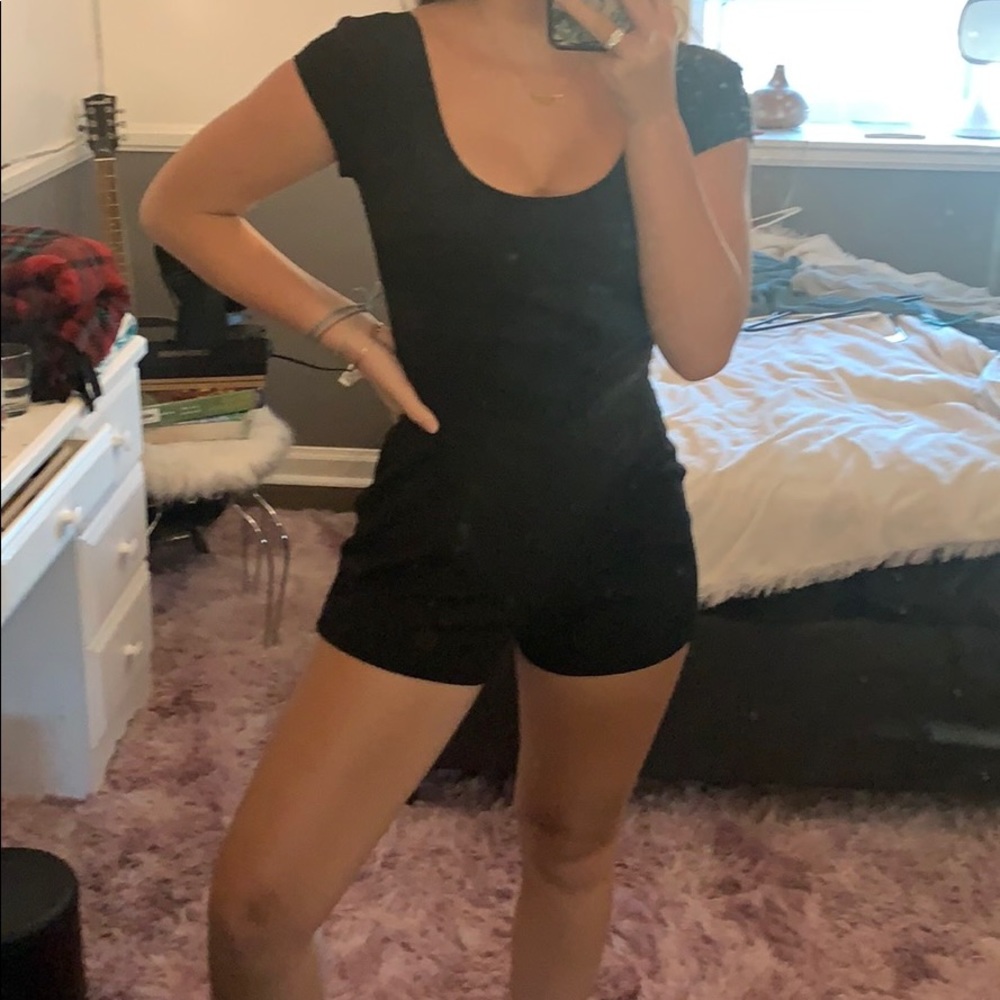 black sleek romper urban outfitters - Picture 1 of 5